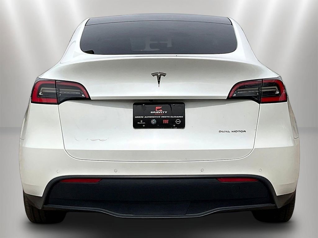 Used 2021 Tesla Model Y Long Range AWD/4WD image 5