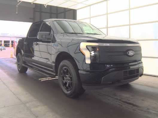 Used 2025 Ford F150 Lightning XLT AWD/4WD image 2