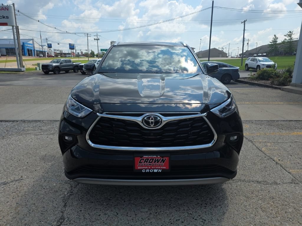 Used 2026 Toyota Highlander Platinum AWD/4WD image 10