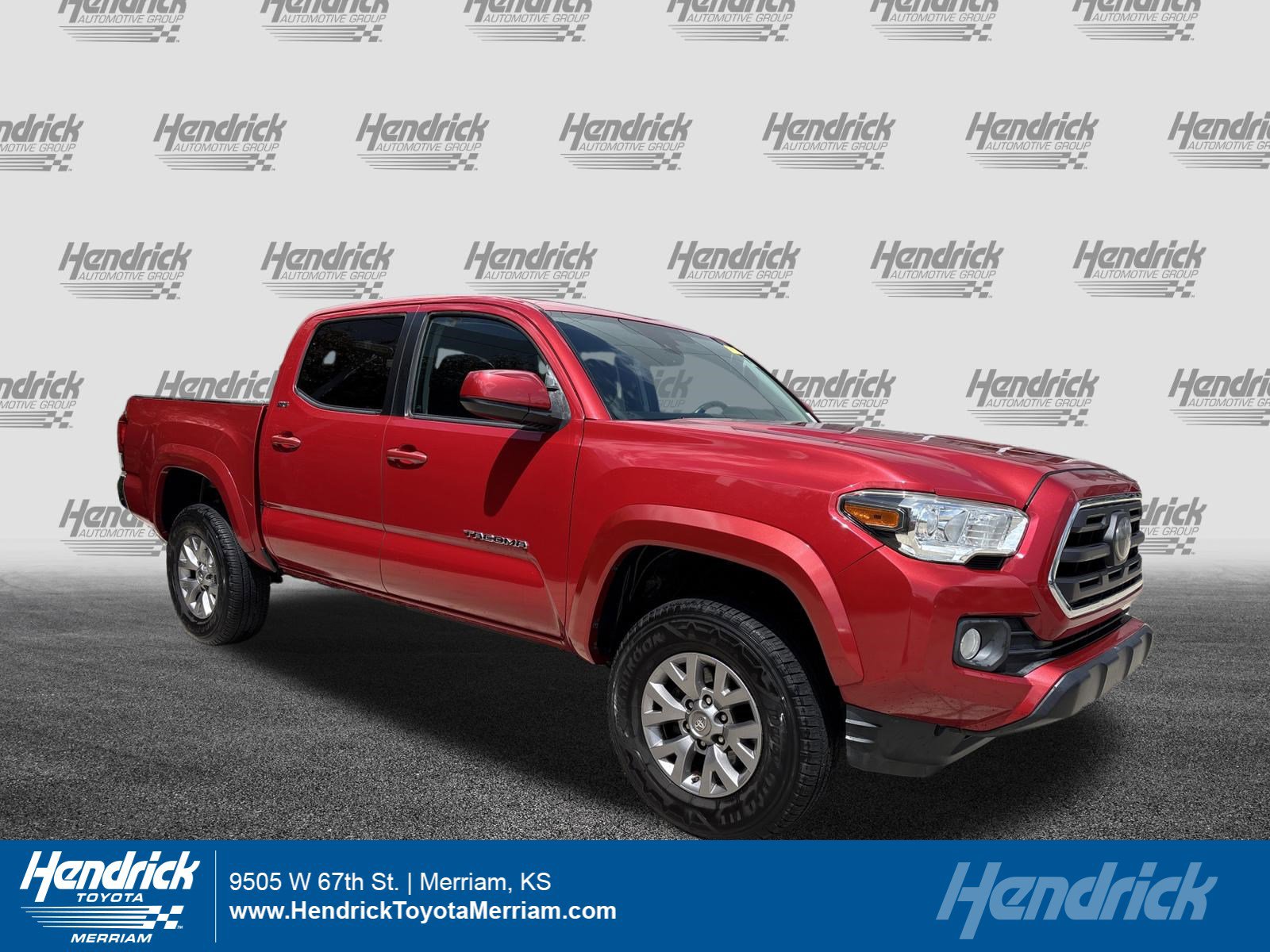 Used 2019 Toyota Tacoma SR5 AWD/4WD image 1