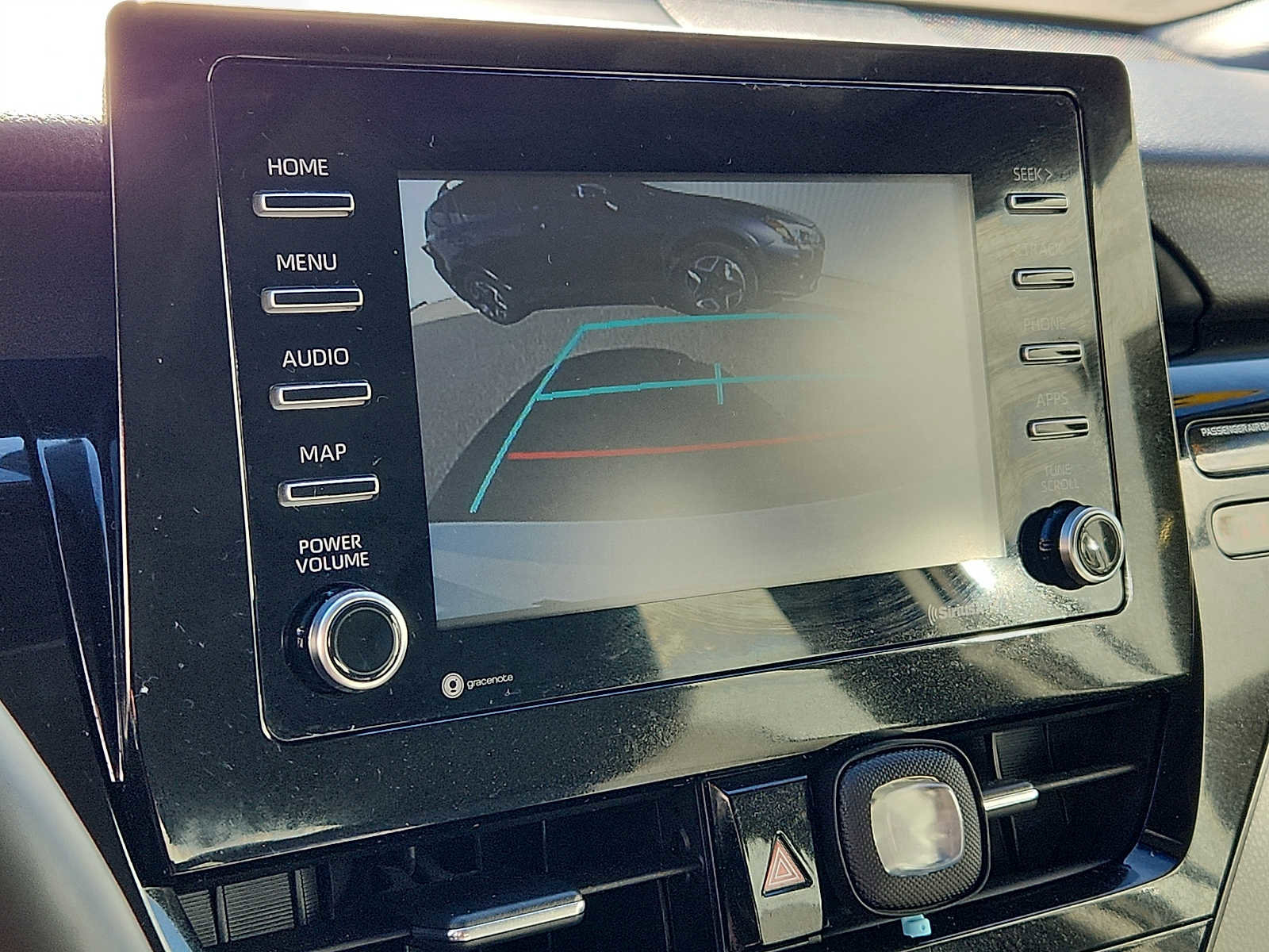 Used 2021 Toyota Camry SE image 17