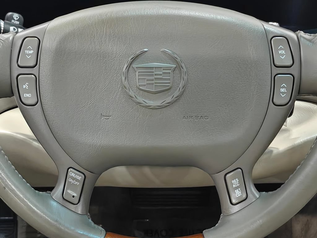 Used 2003 Cadillac De Ville DTS w/ Premium Luxury Package FWD image 5