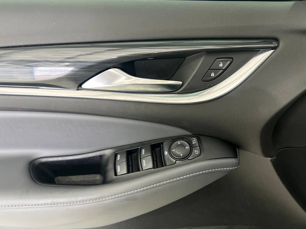 Used 2024 Buick Enclave Essence w/ Experience Buick Package FWD image 22