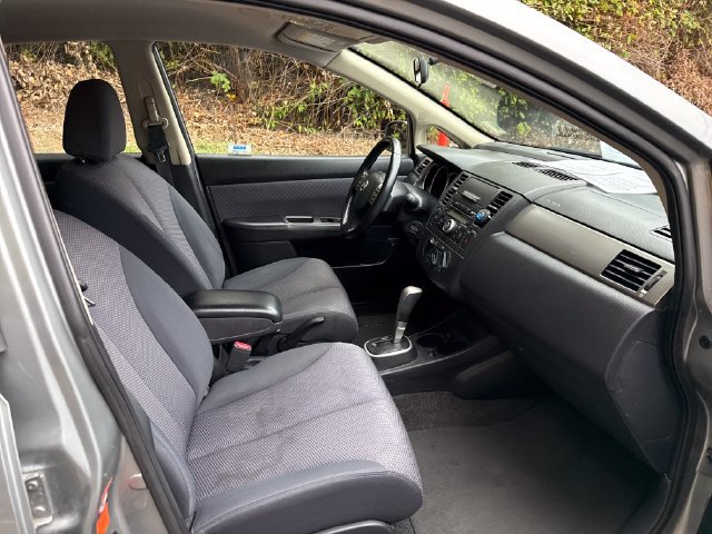 Used 2008 Nissan Versa Sedan w/ Convenience Pkg FWD image 9