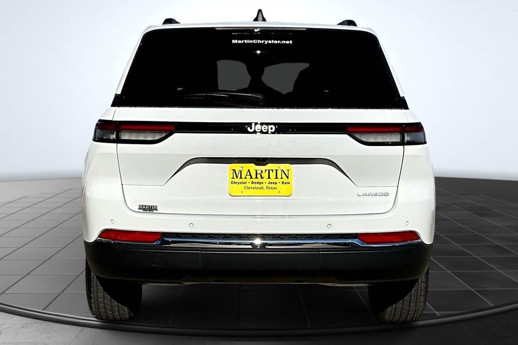 New 2025 Jeep Grand Cherokee Laredo X image 4