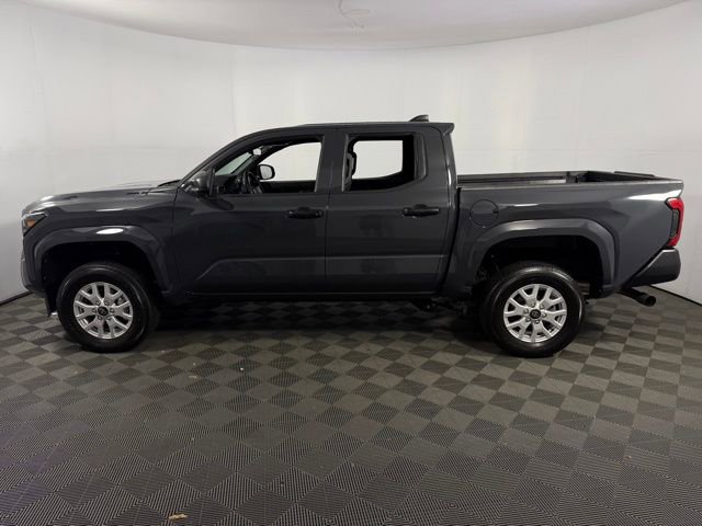 Used 2024 Toyota Tacoma SR image 4