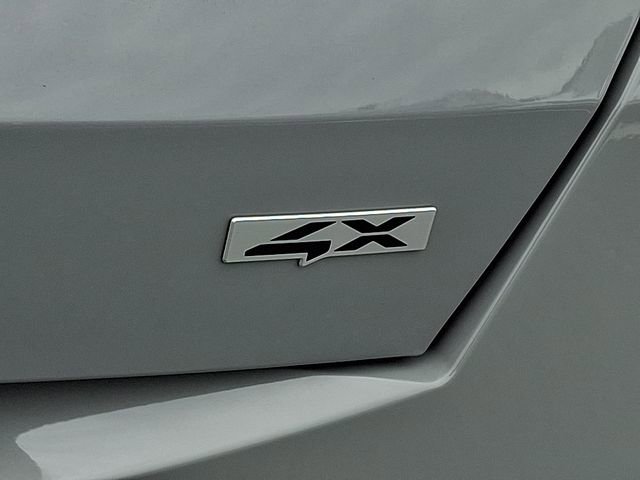 Used 2025 Kia Sorento S AWD/4WD image 30