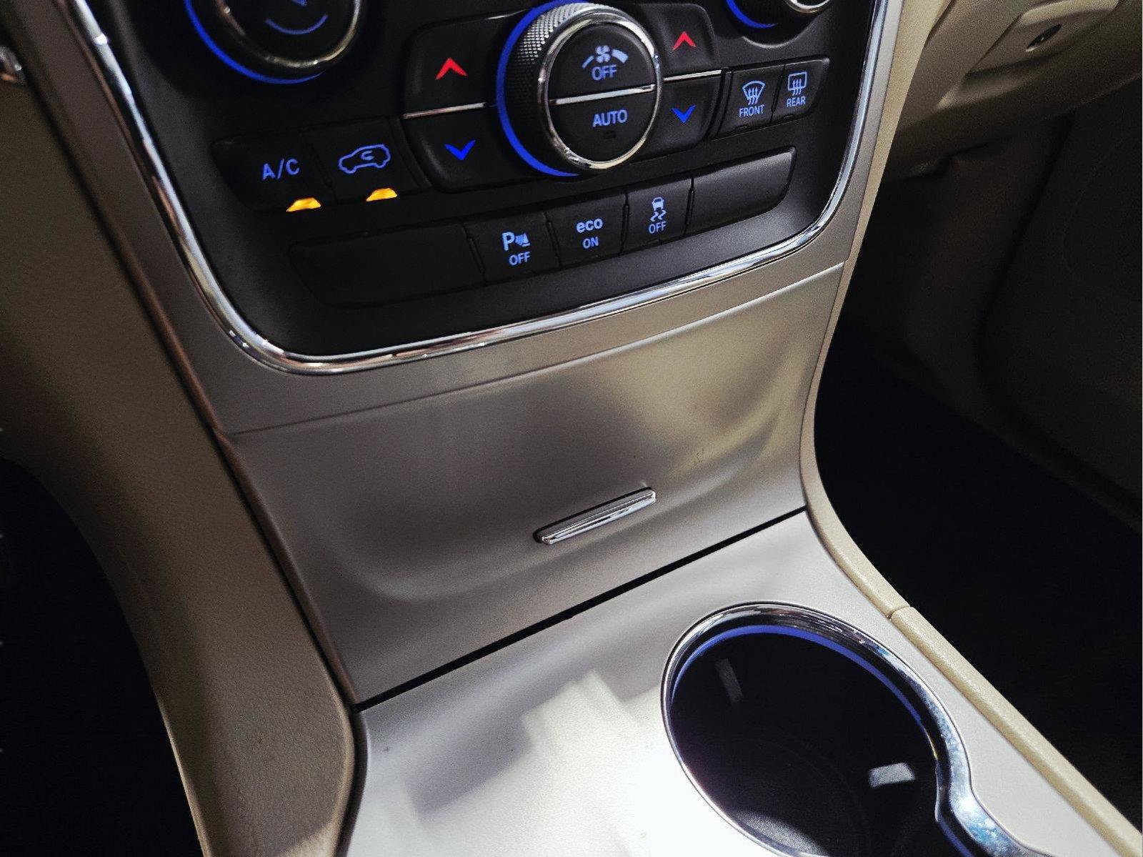 Used 2015 Jeep Grand Cherokee Limited AWD/4WD image 39