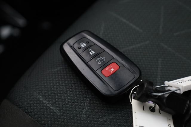 Used 2023 Toyota RAV4 XLE w/ Convenience Package image 33