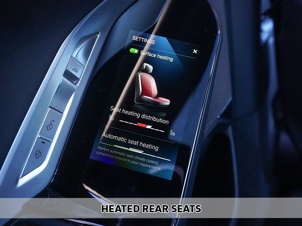 Used 2023 BMW 760i xDrive w/ Parking Assistance Package image 10