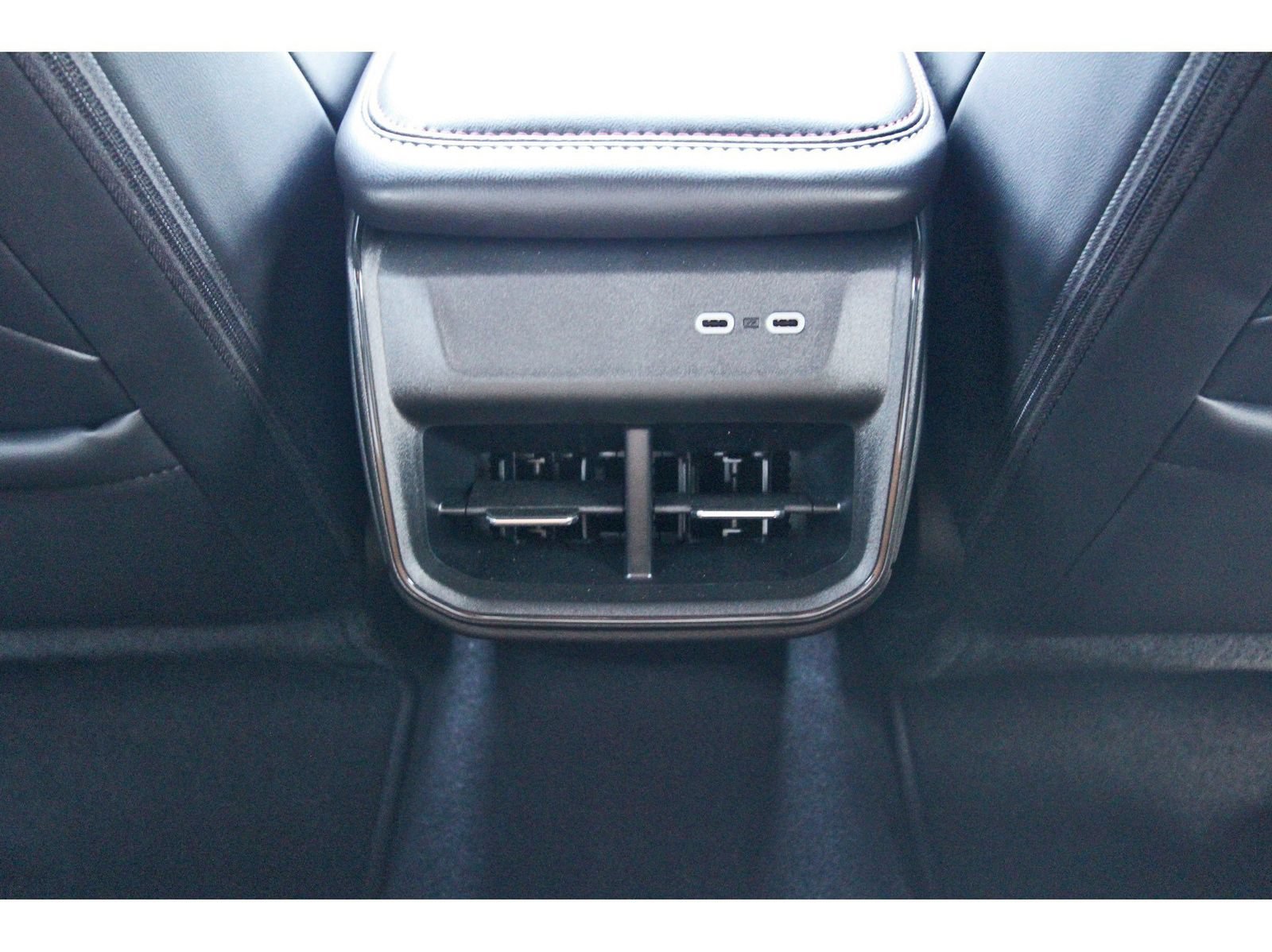 Used 2025 Dodge Charger Daytona R/T w/ Quick Order Package 25M R/T AWD/4WD image 14