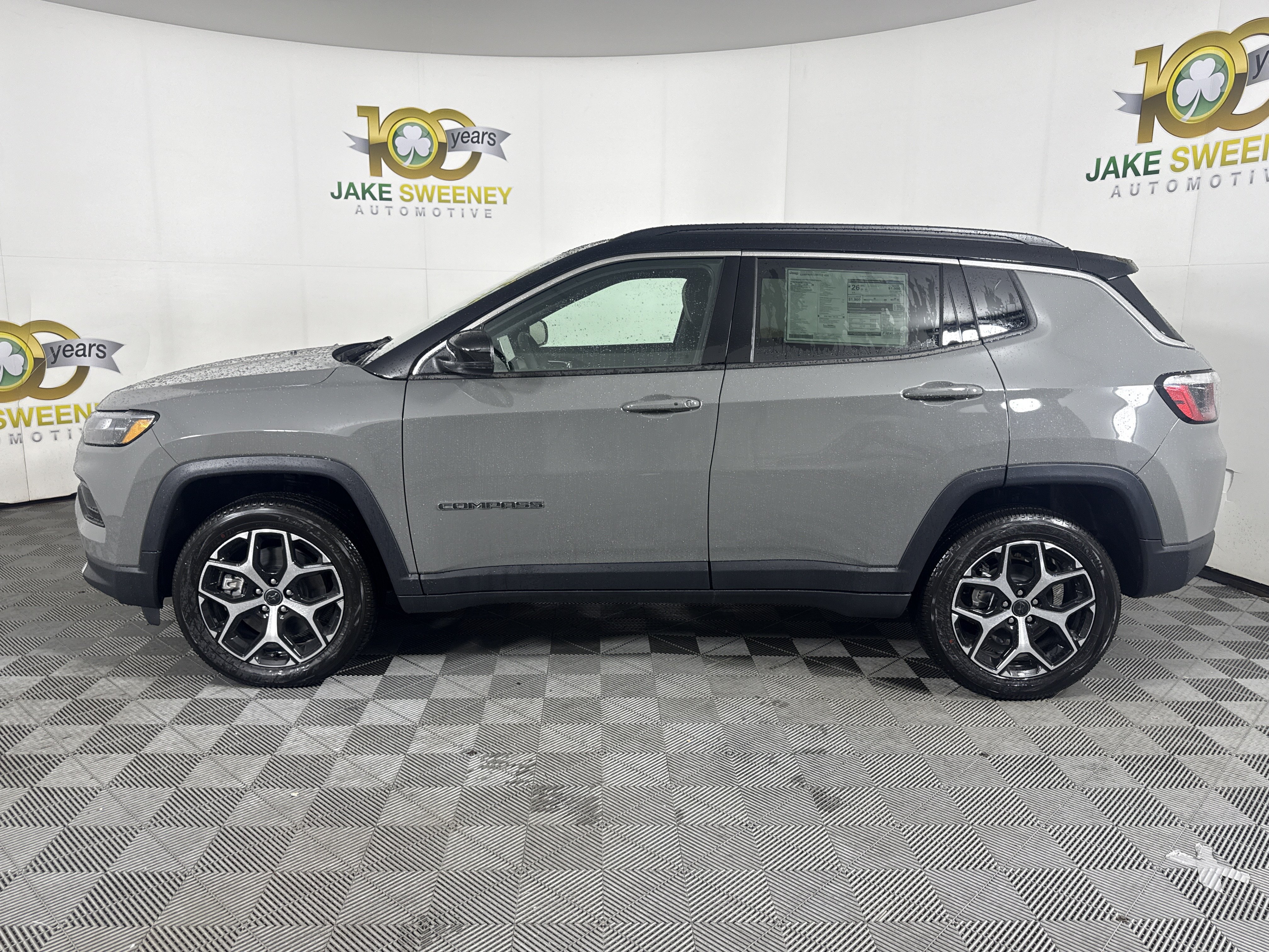New 2026 Jeep Compass Limited w/ Sun, Sound & Navigation Group AWD/4WD image 5
