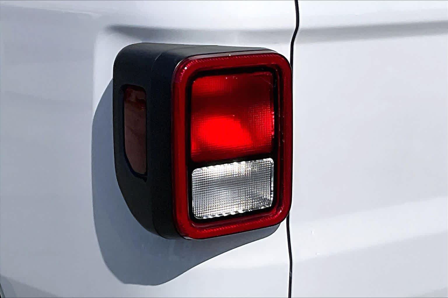 New 2026 Jeep Gladiator Sport AWD/4WD image 11