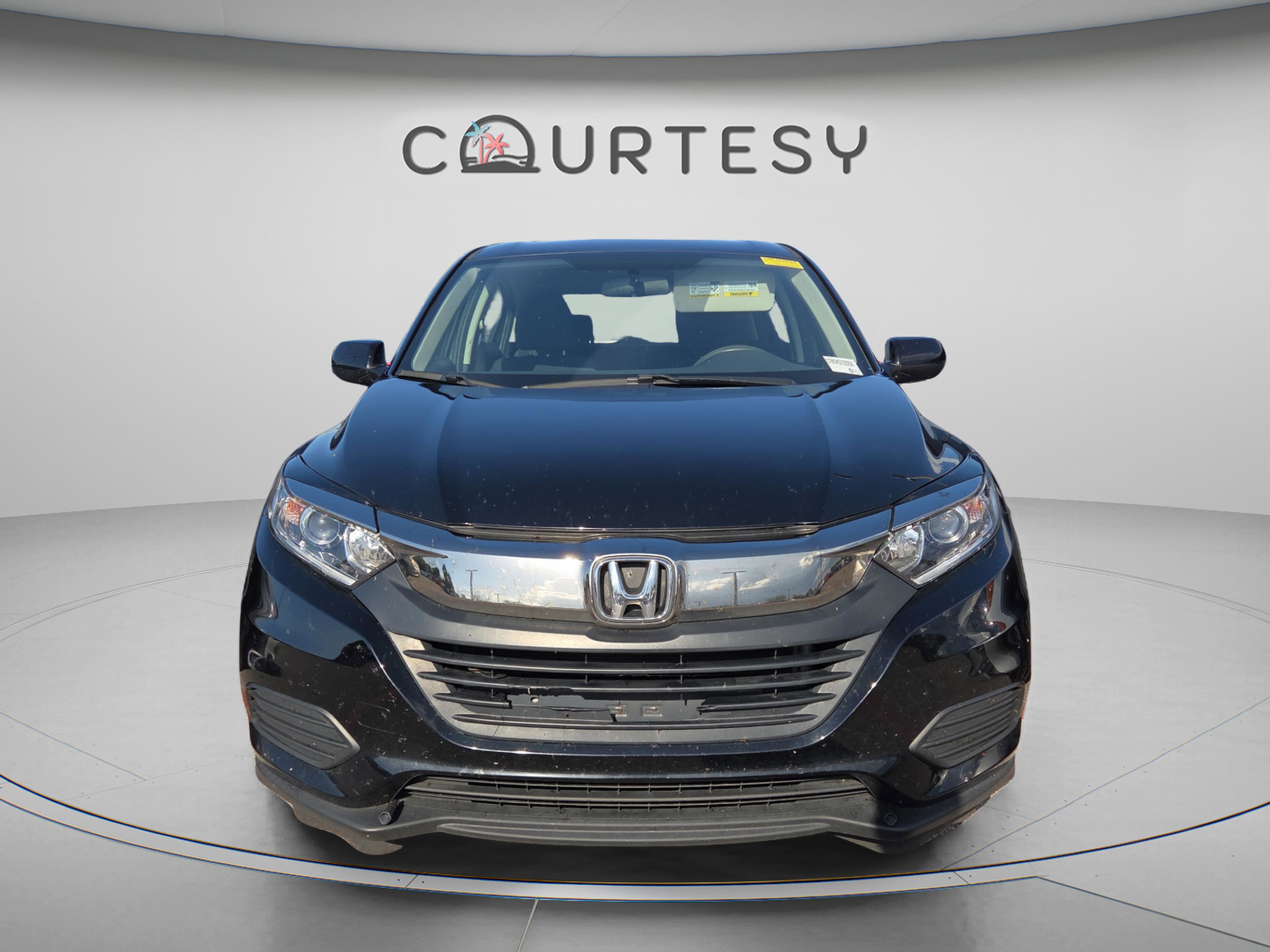 Used 2019 Honda HR-V LX image 2