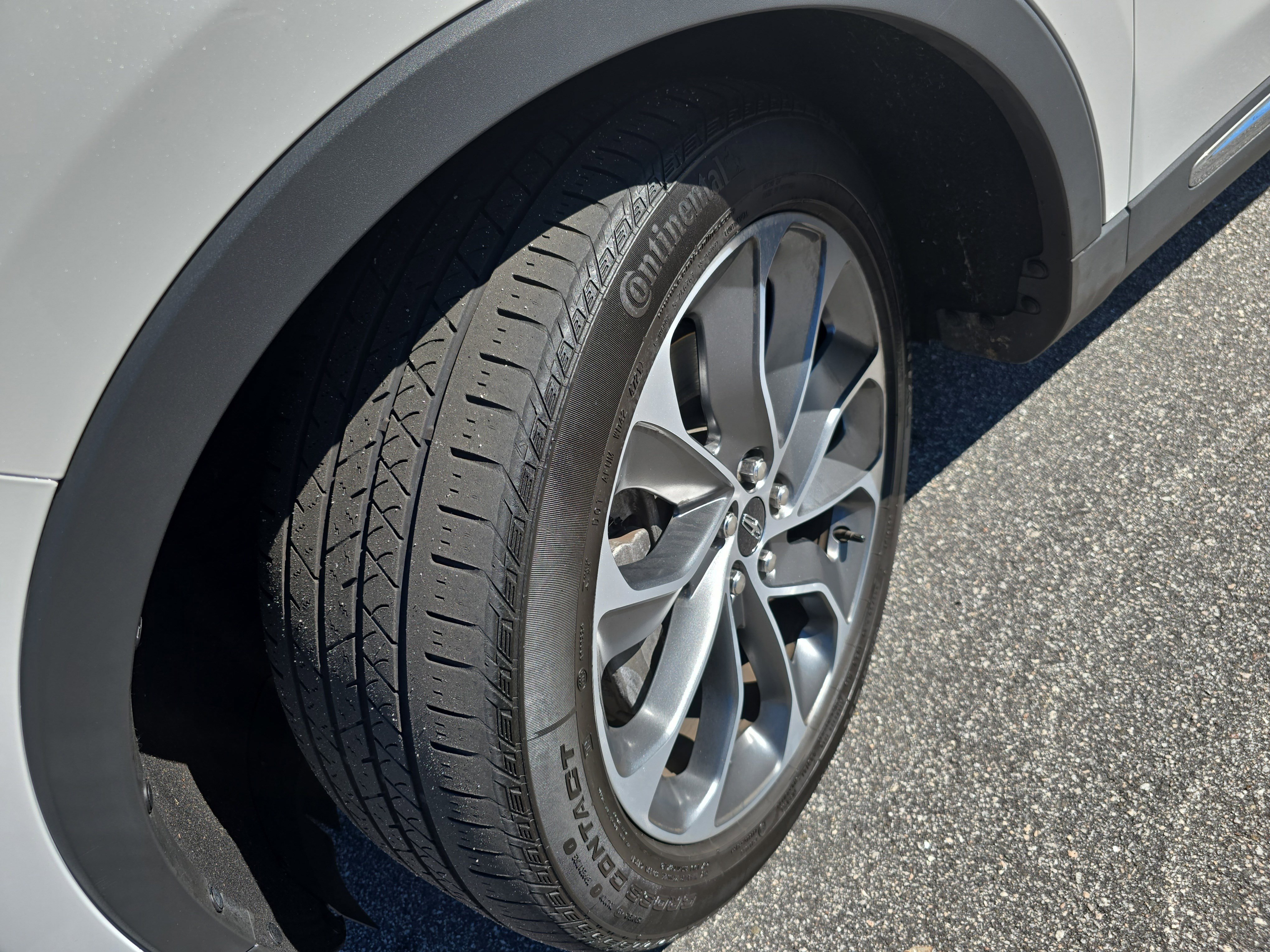 Certified 2022 Lincoln Nautilus Reserve image 32