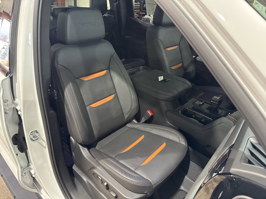 New 2026 GMC Sierra 1500 AT4 w/ Technology Package image 41