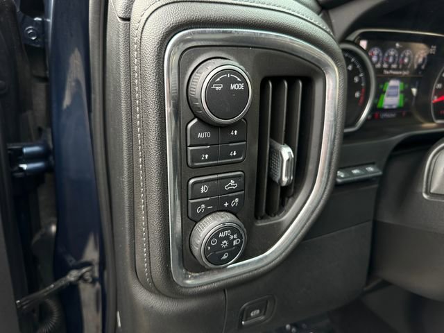 Used 2020 Chevrolet Silverado 1500 High Country w/ Technology Package image 17