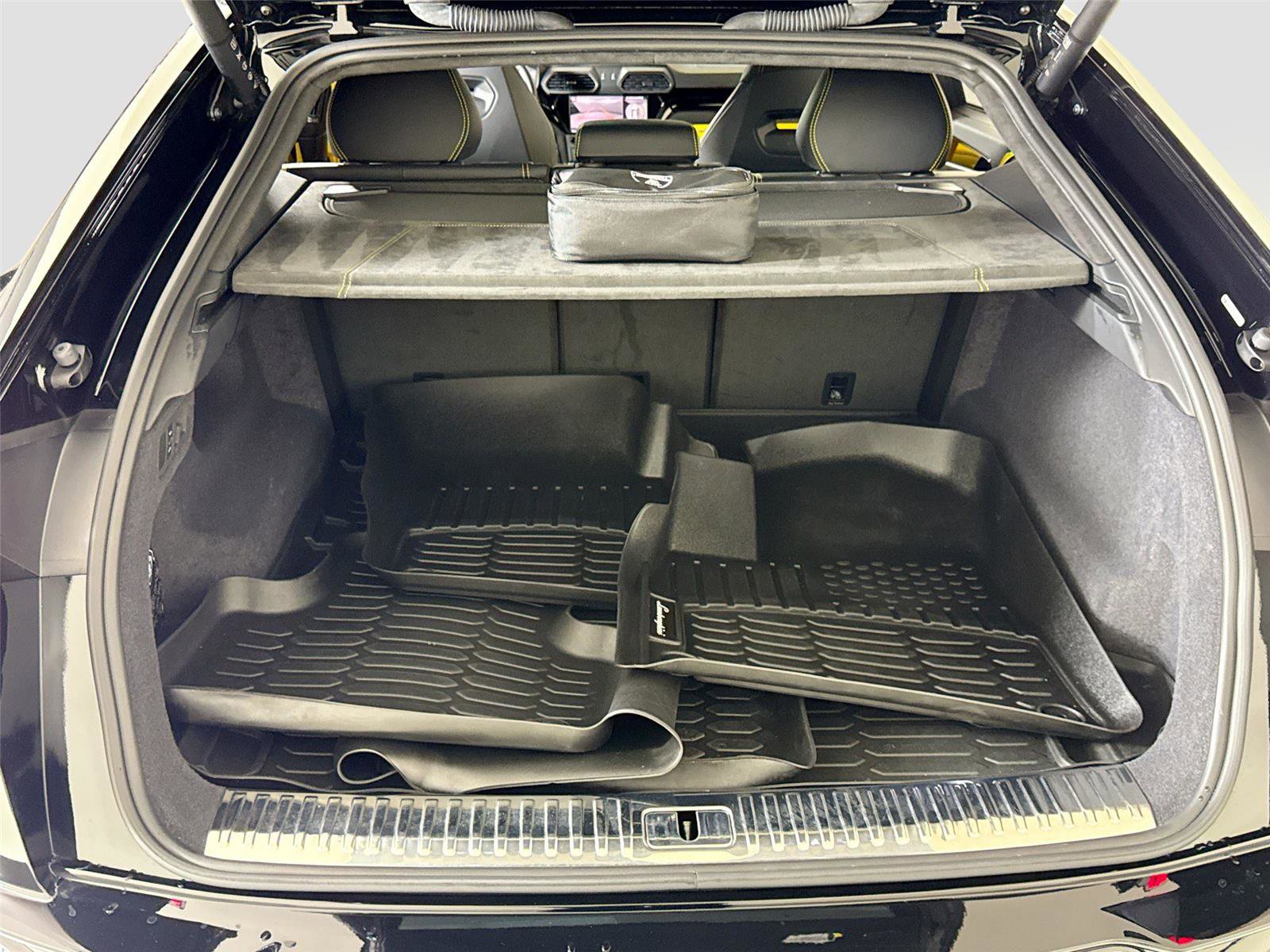 Used 2024 Lamborghini Urus S image 29