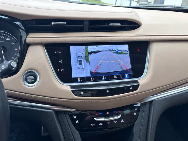 Certified 2021 Cadillac XT5 Sportv w/ Platinum Package AWD/4WD image 17