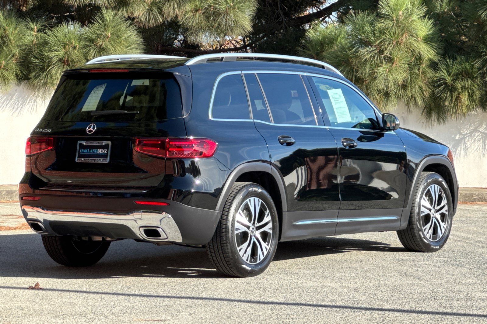 Certified 2026 Mercedes-Benz GLB 250 image 4