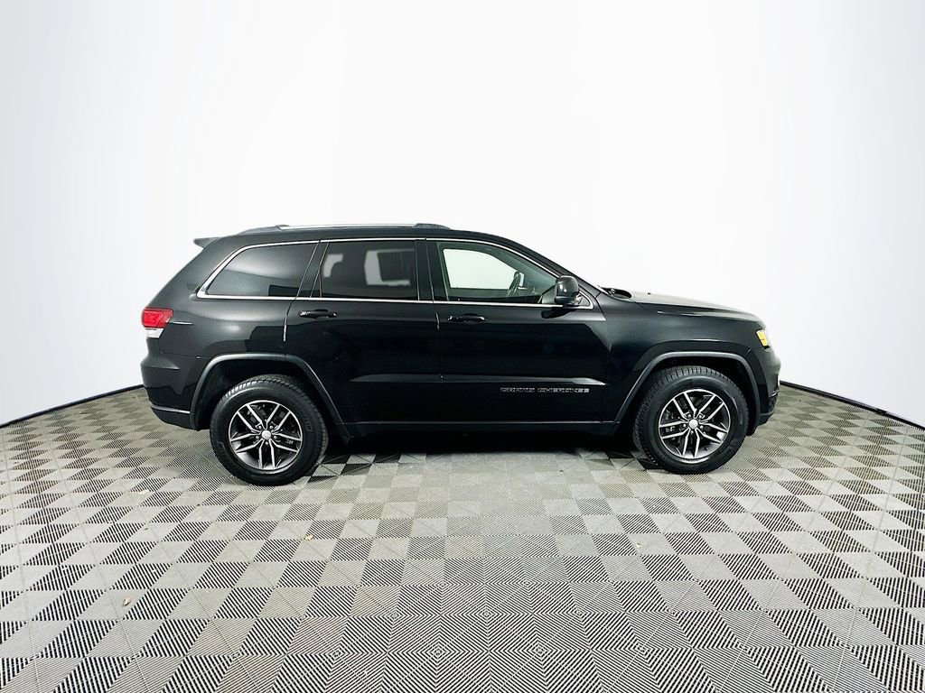 Certified 2021 Jeep Grand Cherokee Laredo image 11