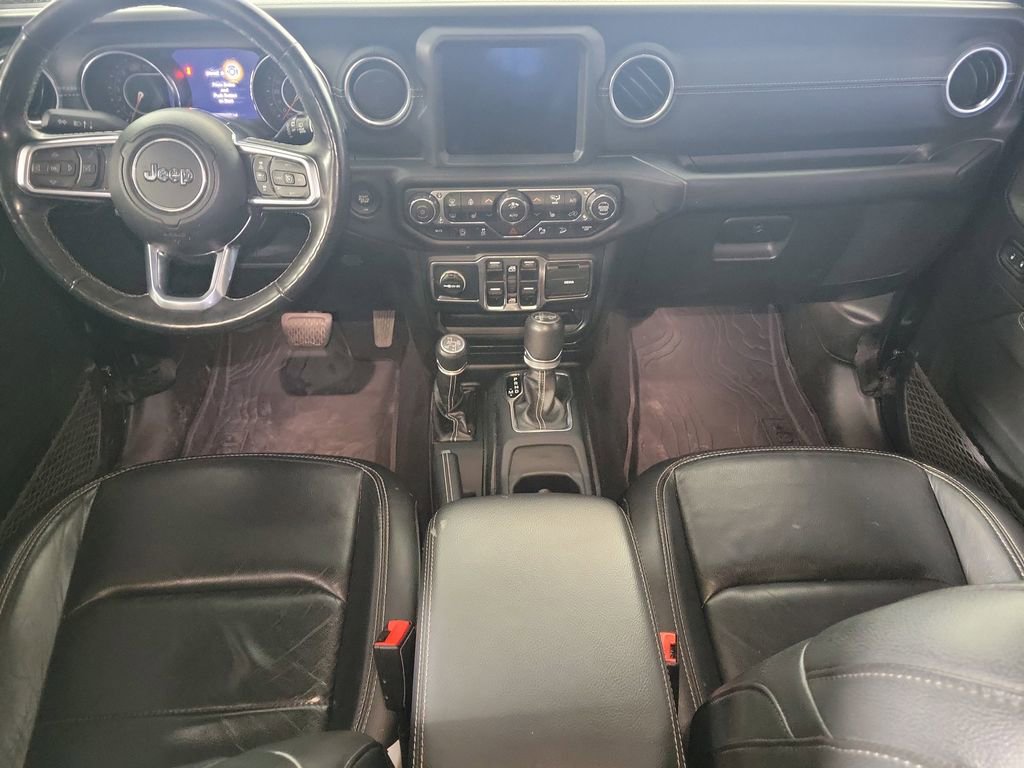 Used 2019 Jeep Wrangler Unlimited Sahara AWD/4WD image 14