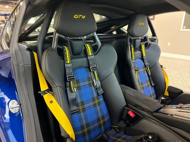 Used 2020 Porsche 718 Cayman GT4 RWD image 31