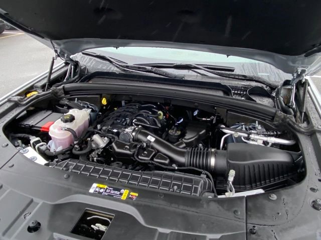 Used 2024 Jeep Grand Cherokee L Altitude AWD/4WD image 19