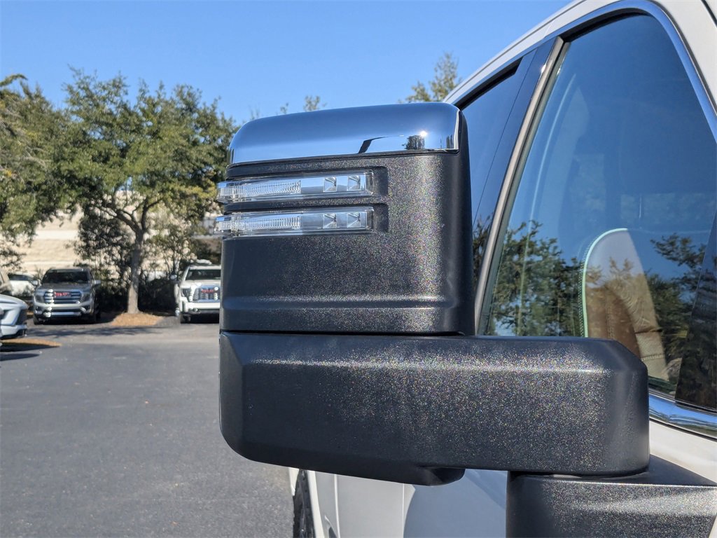 Used 2025 GMC Sierra 2500 Denali Ultimate w/ Max Trailering Package image 11