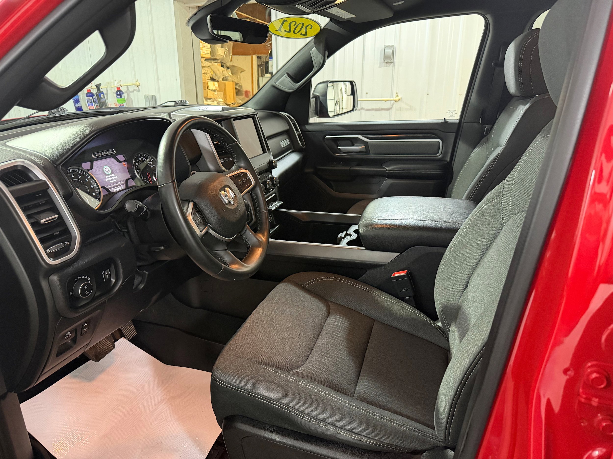 Used 2021 RAM 1500 Big Horn AWD/4WD image 9