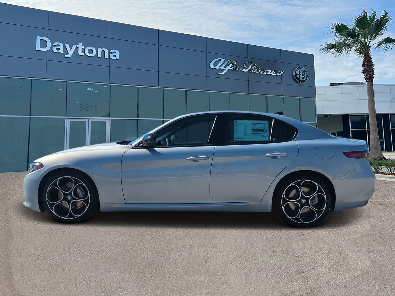 New 2025 Alfa Romeo Giulia w/ Driving Assist Package RWD image 6