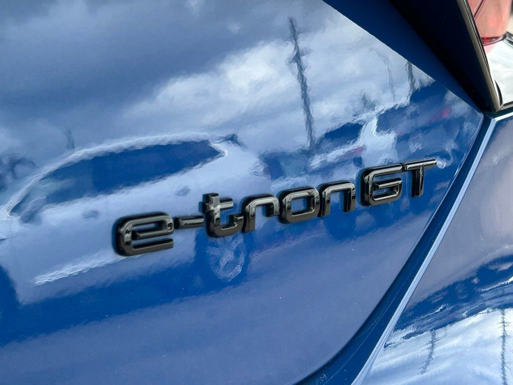 Used 2024 Audi RS e-tron GT w/ Carbon Performance Package image 63