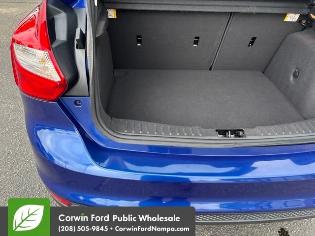 Used 2012 Ford Focus SE FWD image 28