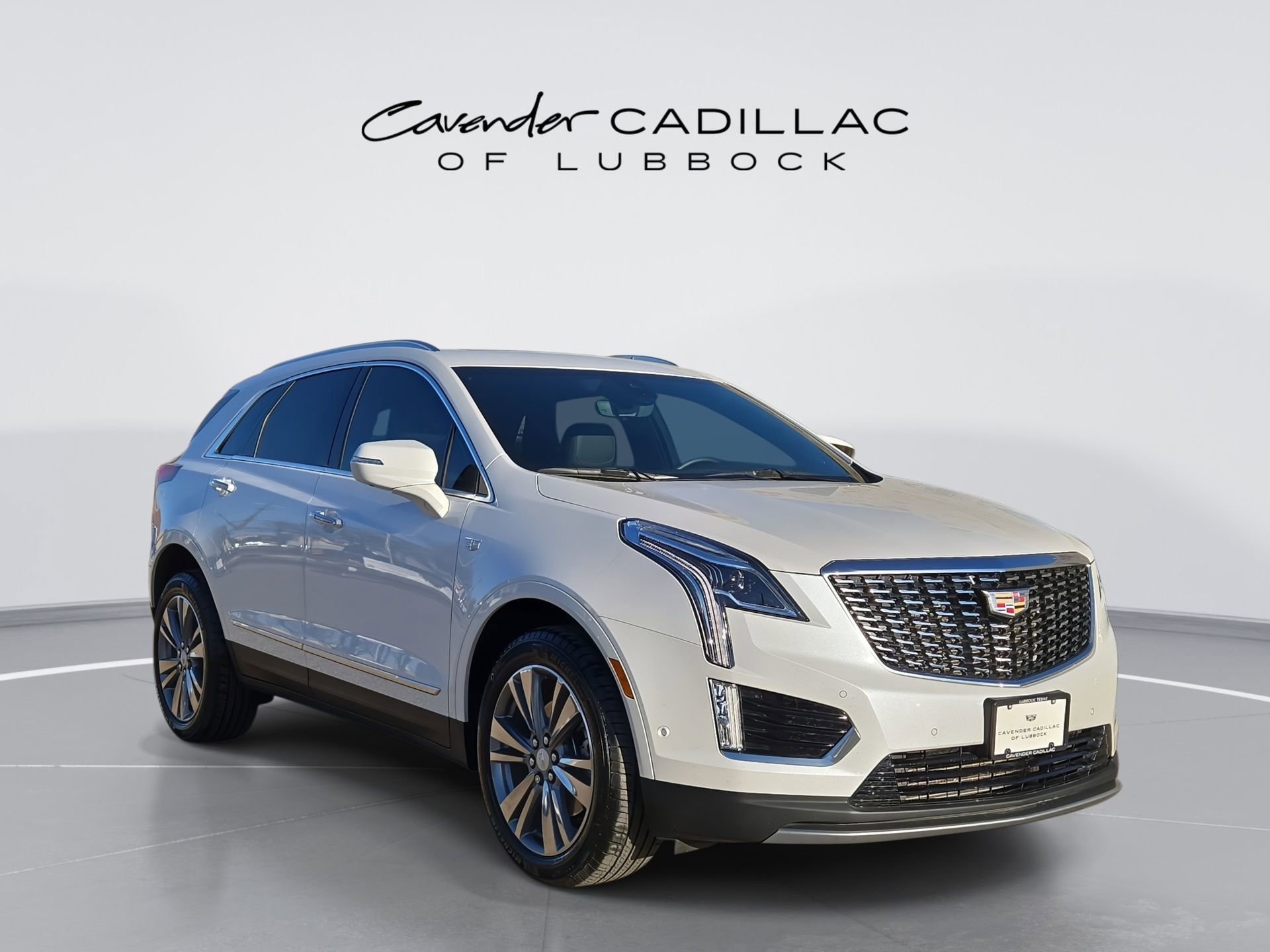 New 2025 Cadillac XT5 Premium Luxury w/ Technology Package FWD image 1