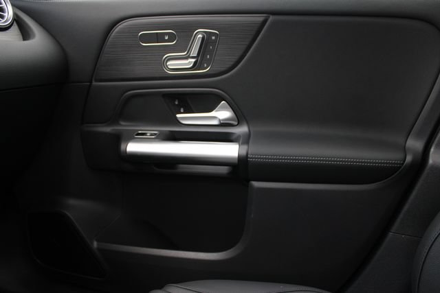 New 2026 Mercedes-Benz GLA 250 4MATIC image 18