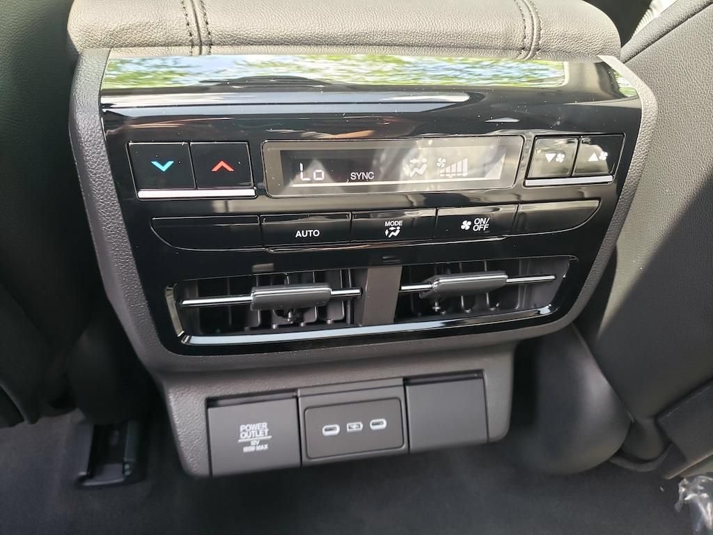 New 2026 Acura MDX SH-AWD image 7