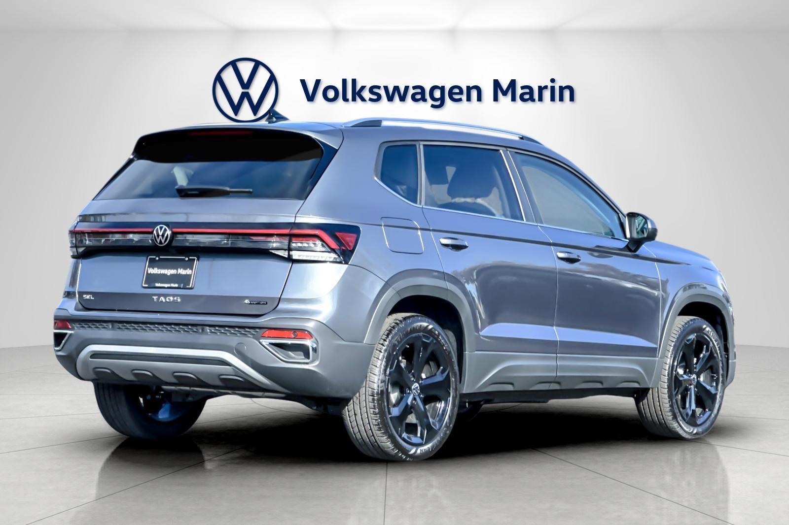 New 2026 Volkswagen Taos SEL image 5