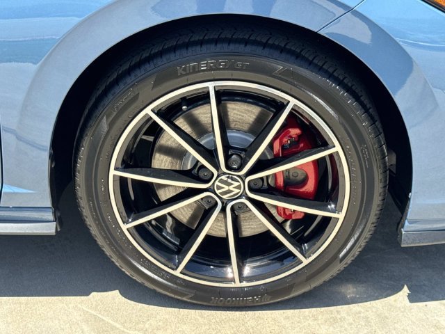 New 2026 Volkswagen Jetta GLI Autobahn FWD image 30