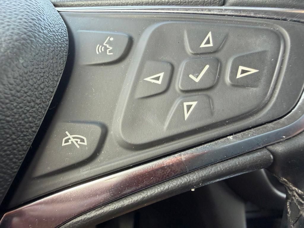 Used 2024 Chevrolet Equinox LT AWD/4WD image 18