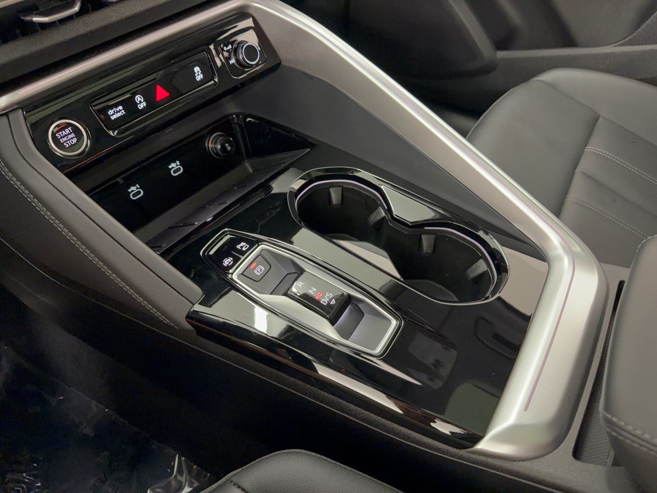 Certified 2026 Audi Q5 Premium Plus AWD/4WD image 22