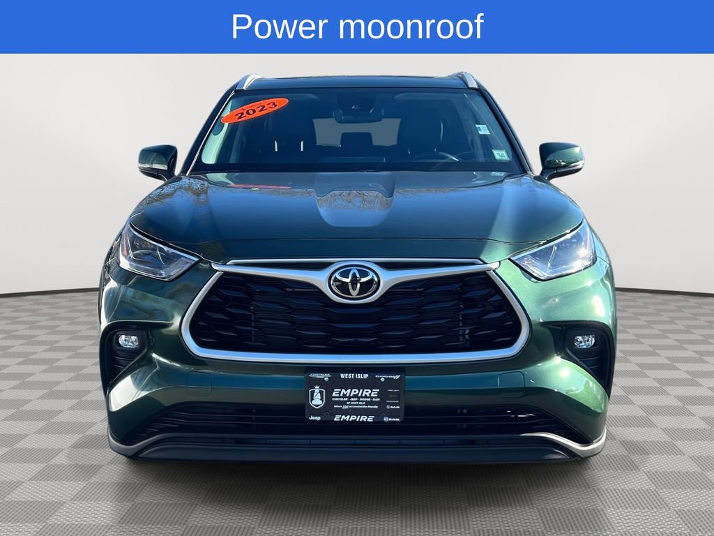 Used 2023 Toyota Highlander XLE image 8