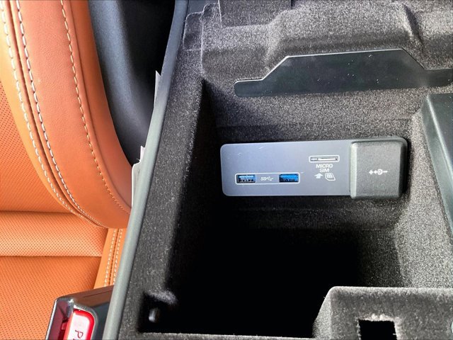 Used 2024 Jaguar F-TYPE R image 25