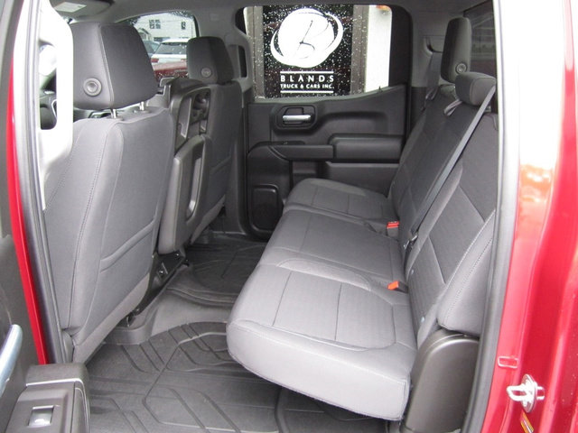 Used 2020 Chevrolet Silverado 1500 LT w/ LT Value Package AWD/4WD image 10