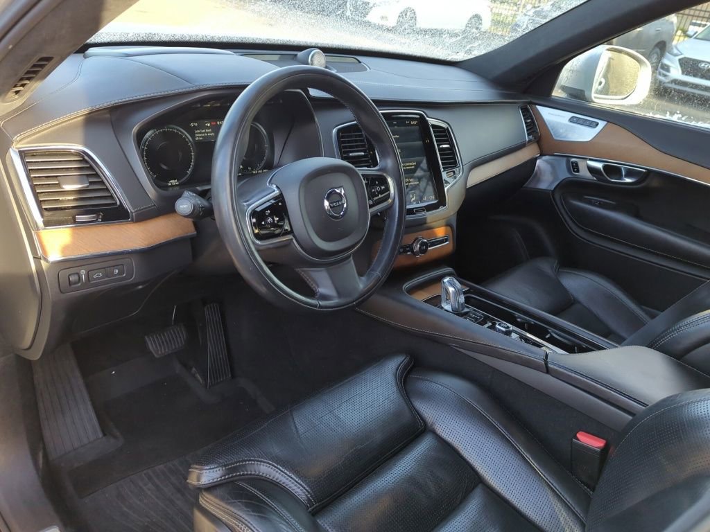 Used 2018 Volvo XC90 T8 Inscription w/ Luxury Package image 7