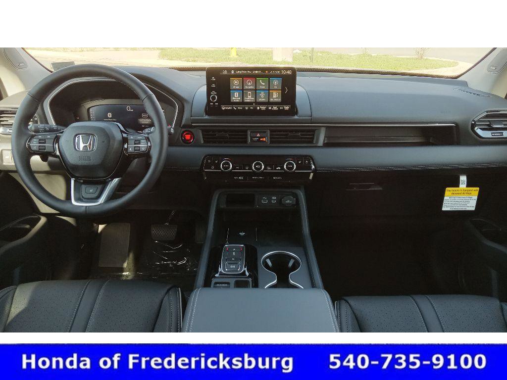 Certified 2025 Honda Pilot Elite image 12
