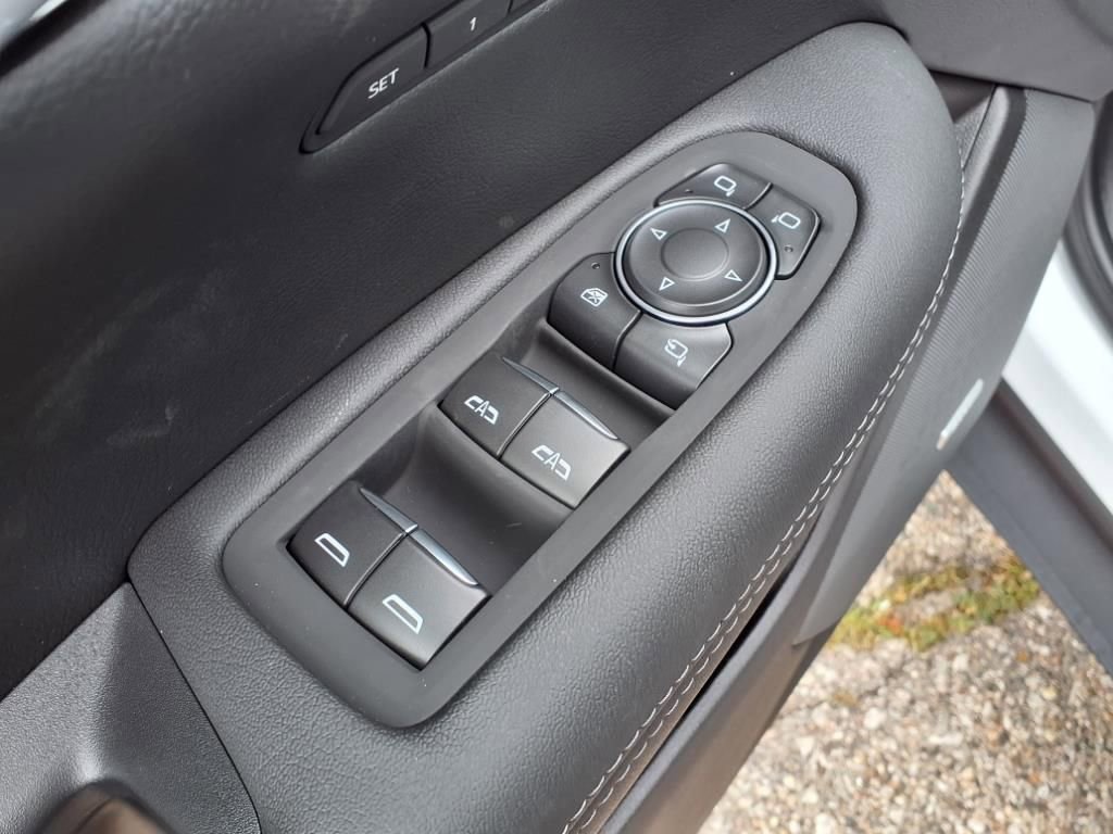 New 2025 Cadillac XT5 Premium Luxury w/ LPO, Floor Liner Package image 12