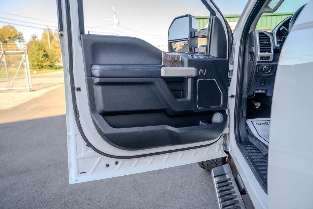 Used 2019 Ford F350 Lariat w/ Chrome Package AWD/4WD image 14