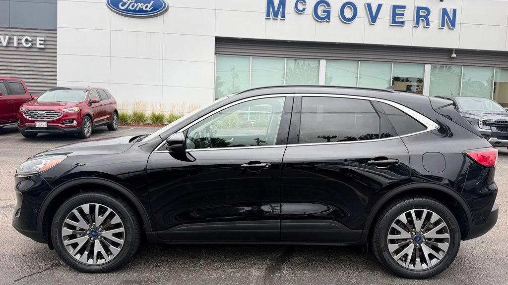 Used 2020 Ford Escape Titanium AWD/4WD image 4