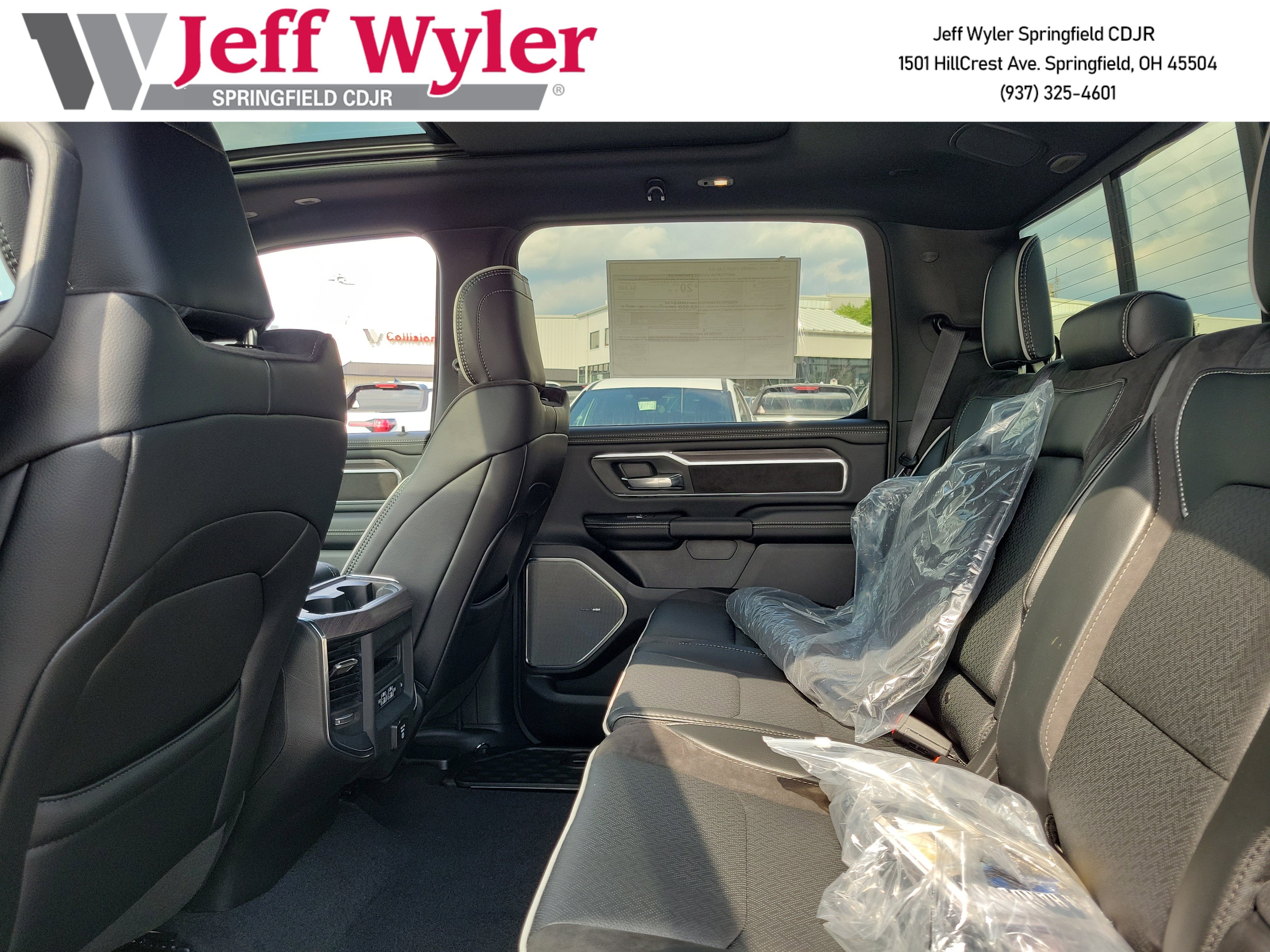 New 2026 RAM 1500 Laramie w/ Night Edition image 16