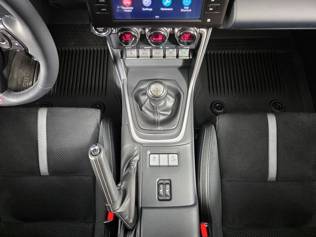 Used 2025 Toyota GR86 Premium RWD image 24